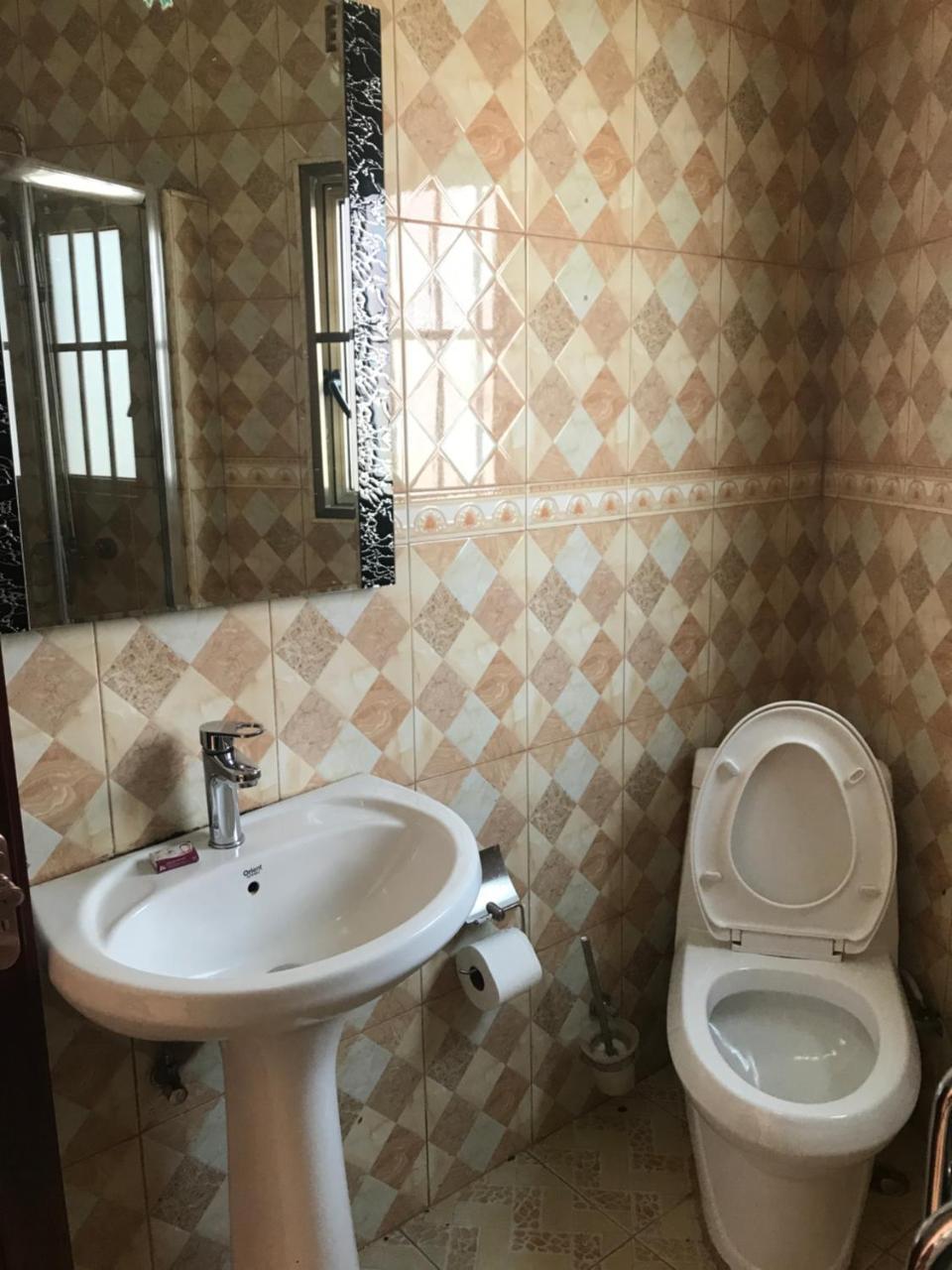 Northern Rock Hotel Mpika エクステリア 写真